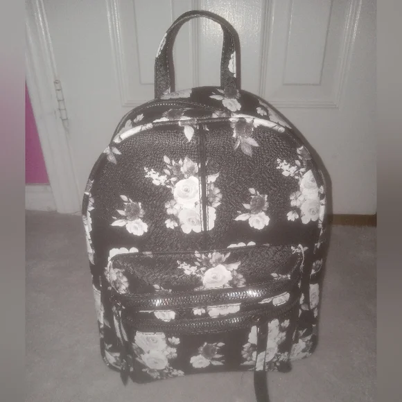 Cute mini Backpack - Picture 2 of 2